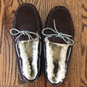 UGG Dakota Moccasin Slipper Shoes Size 8